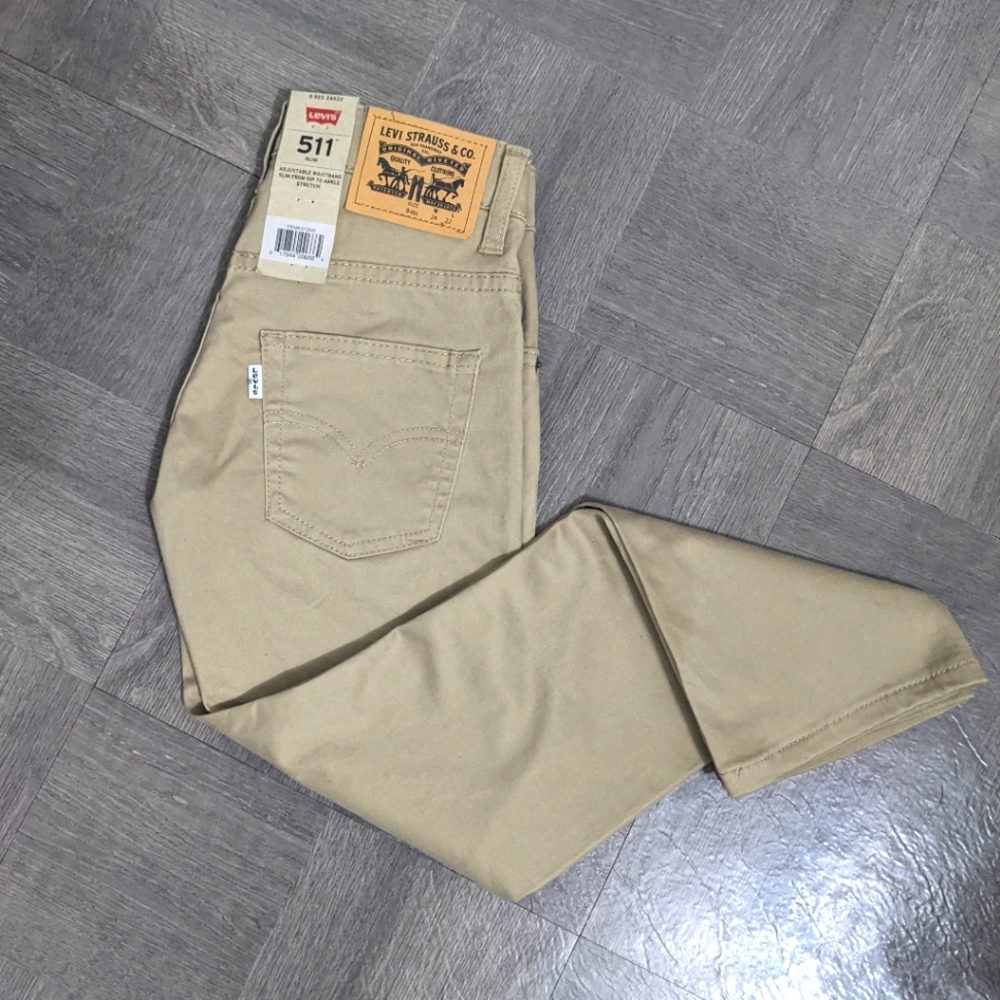 NWT Levi's boys khaki pants